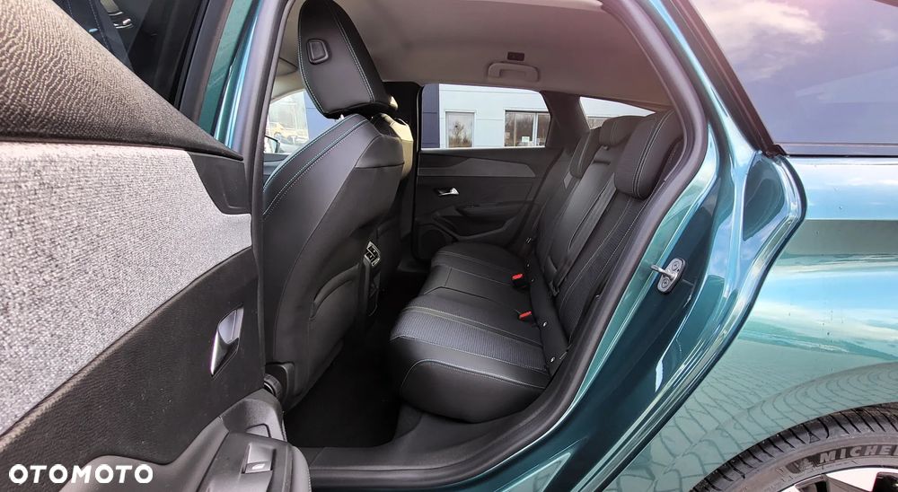 Peugeot 308 1.5 BlueHDi Allure S&S EAT8 - 18