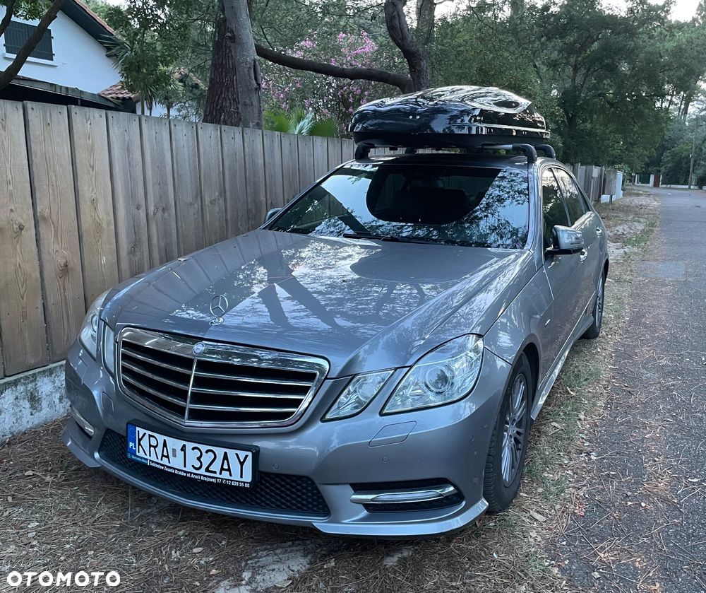 Mercedes-Benz Klasa E 250 CDI DPF BlueEFFICIENCY 7G-TRONIC Avantgarde - 2