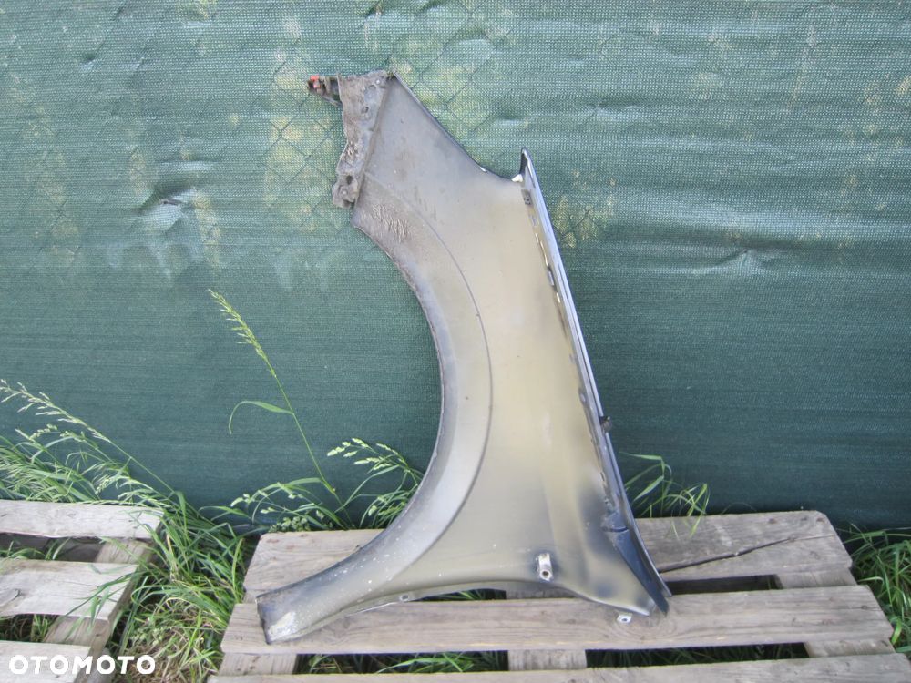 Błotnik przód przedni prawy Opel Astra III H Z168 - 7