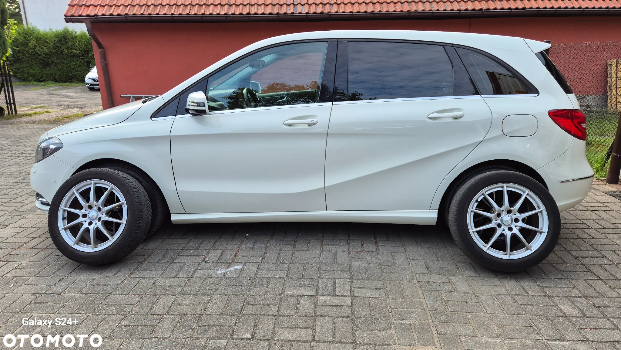 Mercedes-Benz Klasa B 180 - 12