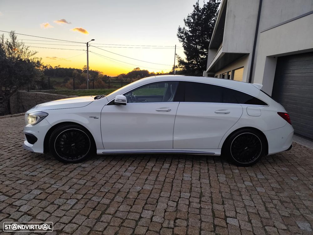 Mercedes-Benz CLA 45 AMG Shooting Brake 4-Matic - 22