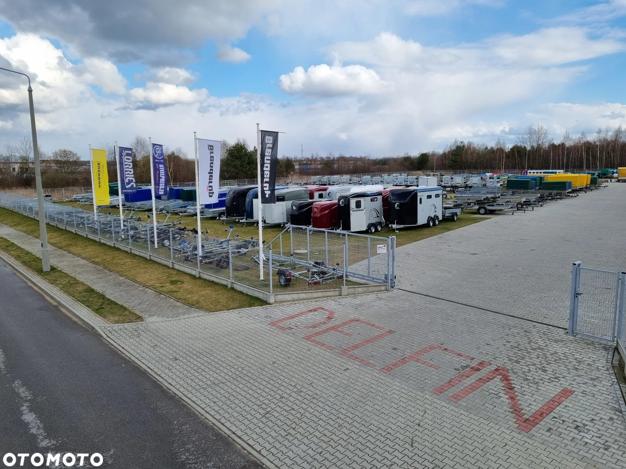 Stema SH O2 27-40-20.2 Przyczepa 401x203 cm 2,7T - 17