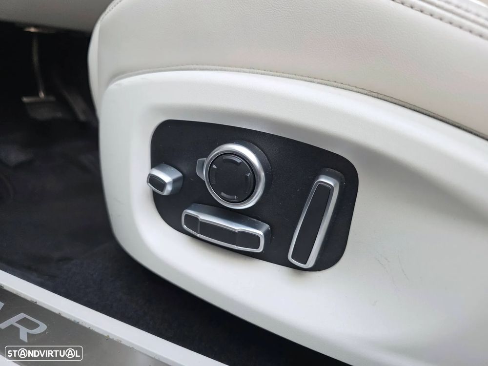 Jaguar I-Pace EV400 AWD R-DYNAMIC HSE - 27