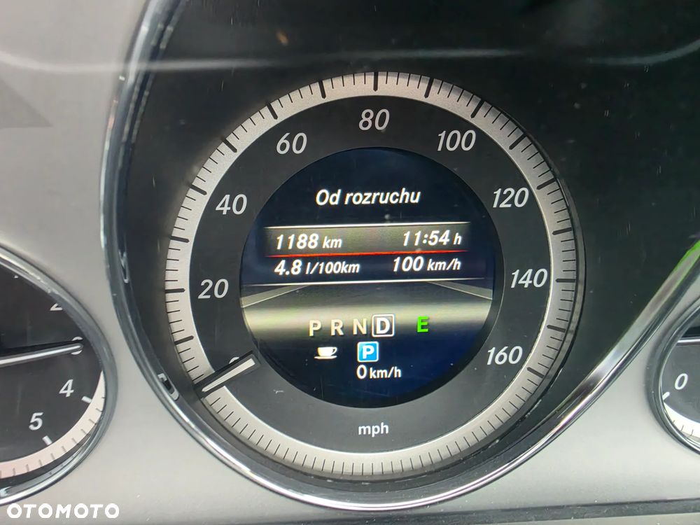 Mercedes-Benz Klasa E 250 CDI 7G-TRONIC - 33