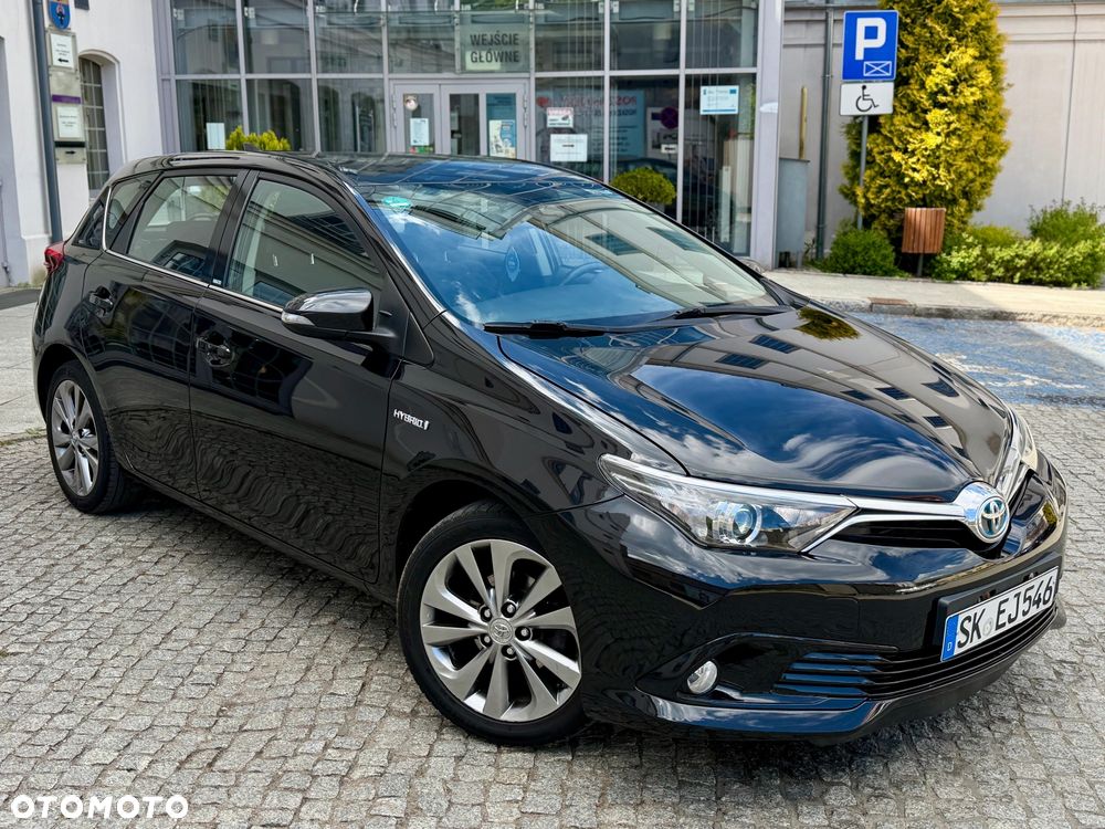 Toyota Auris - 10
