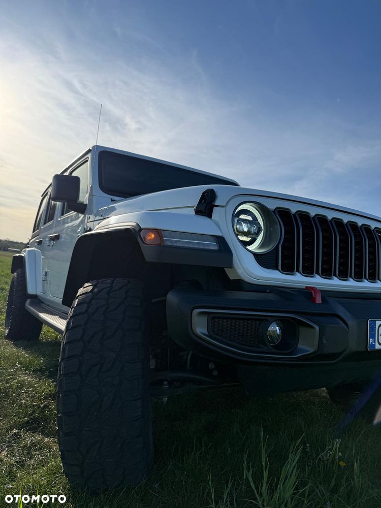 Jeep Wrangler - 3