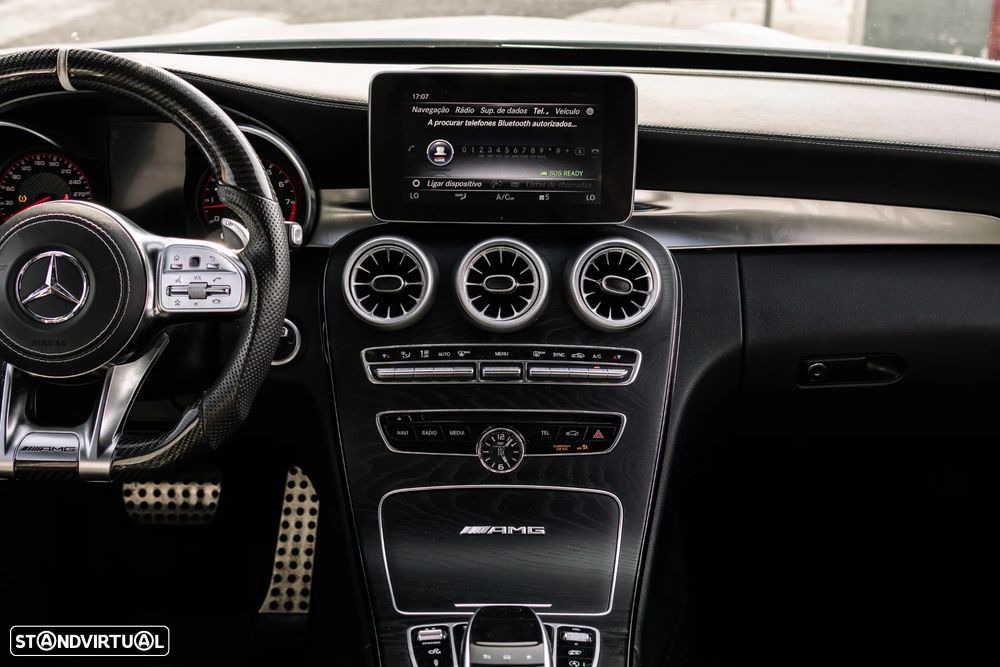 Mercedes-Benz C 63 AMG - 25