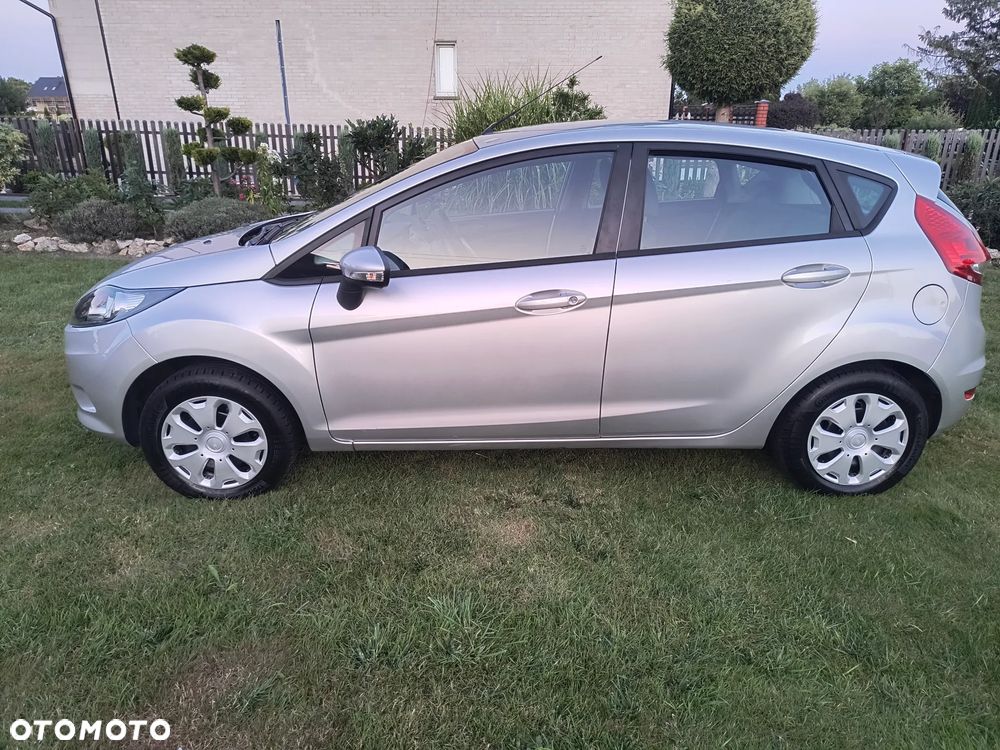 Ford Fiesta 1.25 Champions Edition - 5