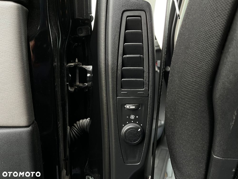 Citroën C4 Picasso 1.6 e-HDi Attraction - 25