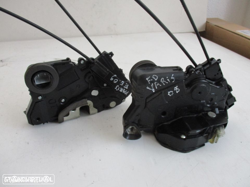 Fechadura Porta Toyota Yaris 2006 / 2012 frente esquerdo / direito - 1