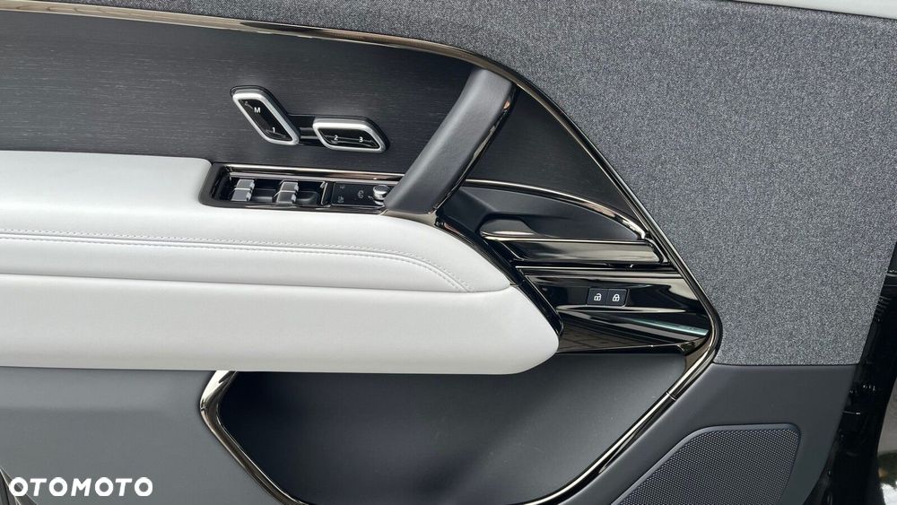 Land Rover Range Rover Sport - 18