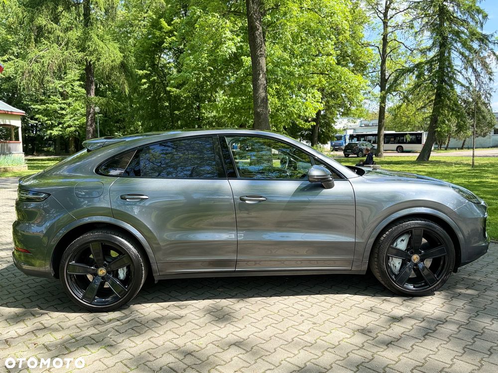 Porsche Cayenne - 9