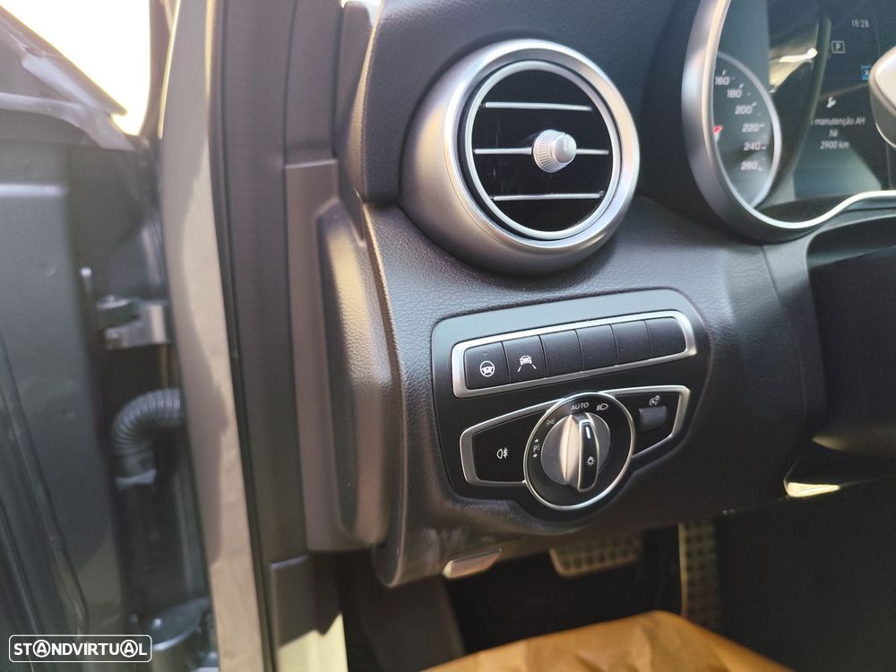 Mercedes-Benz C 220 d AMG Line - 24