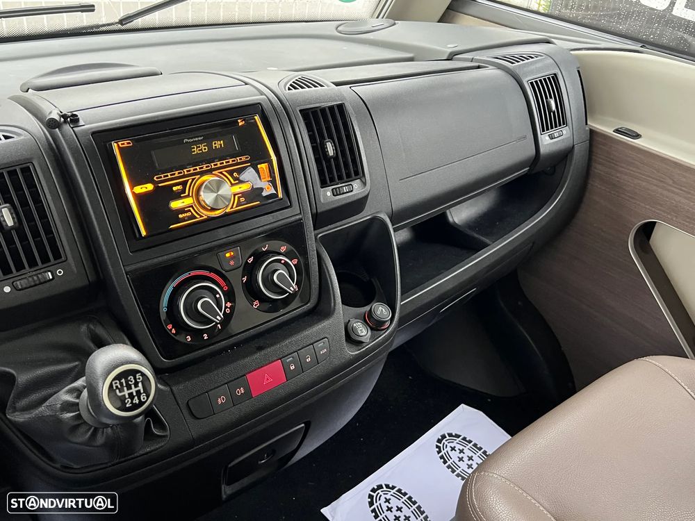 Burstner Viseo Cama Central - 21