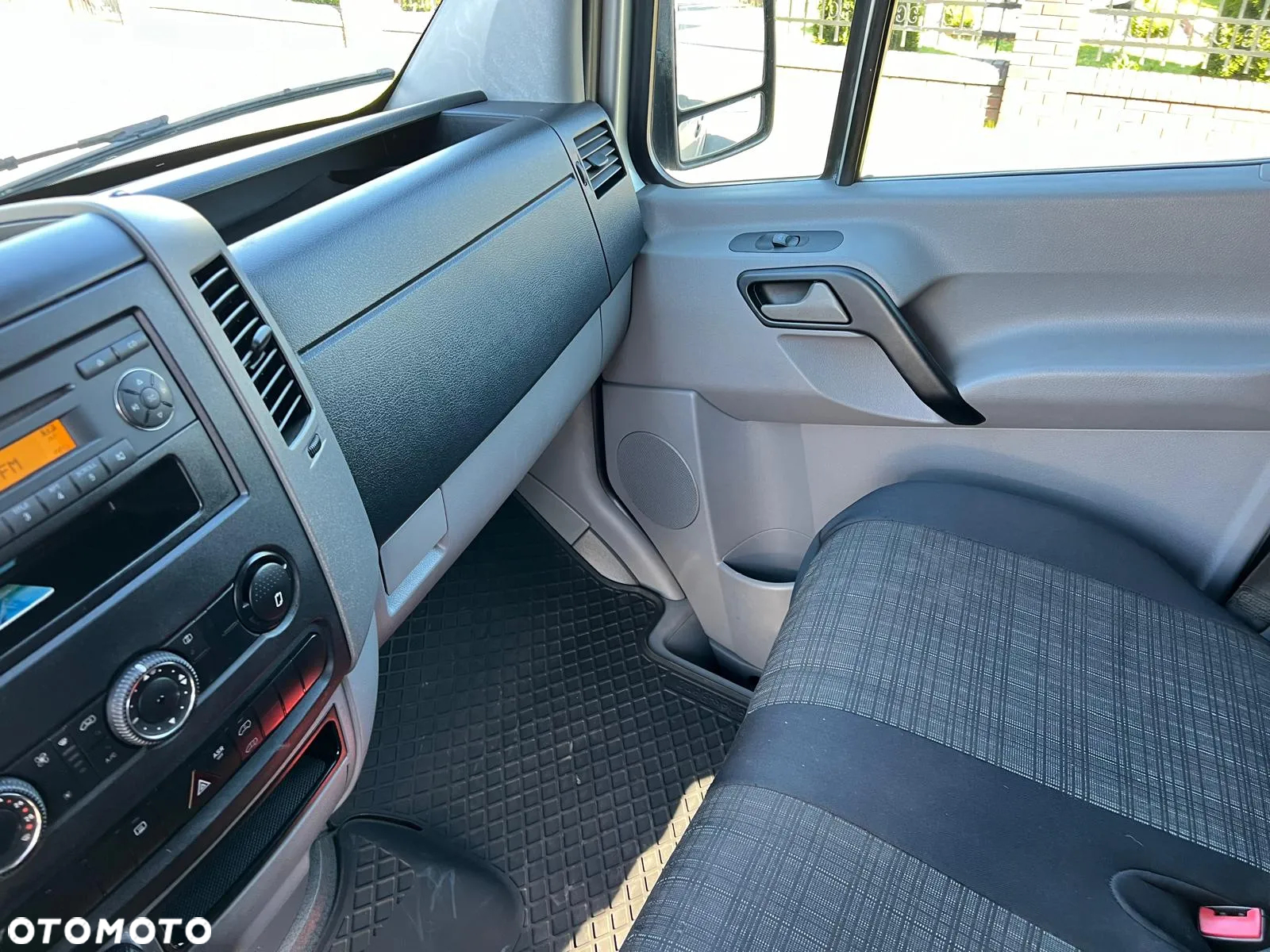 Mercedes-Benz SPRINTER L4H2 - 12