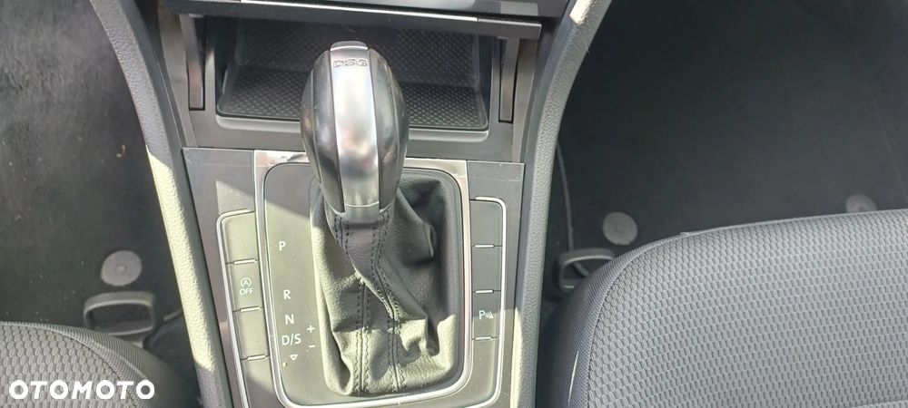 Volkswagen Golf VII 2.0 TDI BMT Highline DSG - 20