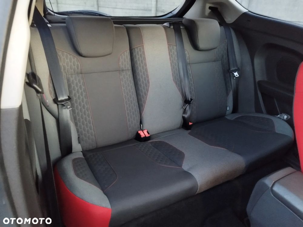 Ford Fiesta 1.0 EcoBoost S&S ST-LINE - 11