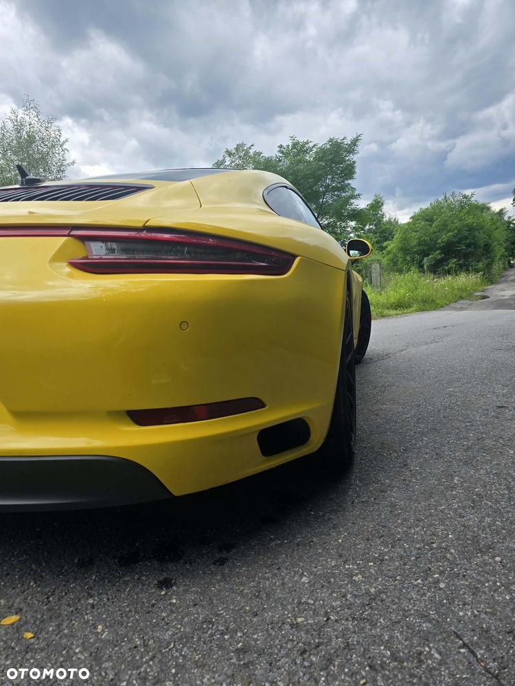 Porsche Carrera GT - 7