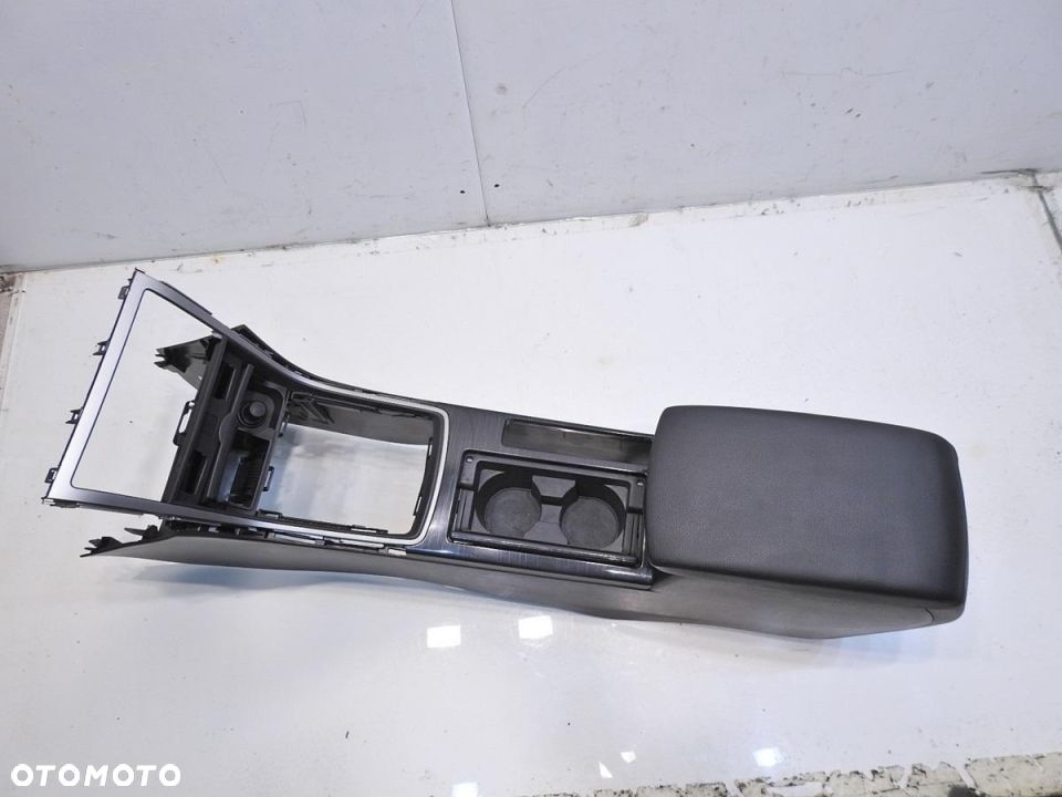 TUNEL ŚRODKOWY PODŁOKIETNIK MAZDA 6 GH - 14