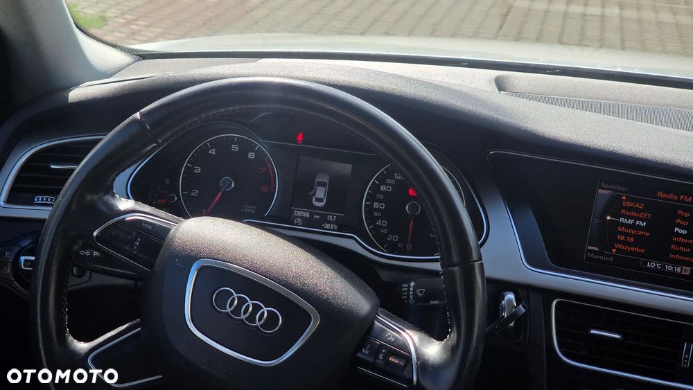 Audi A4 Limousine 1.8 TFSI Ambiente - 24