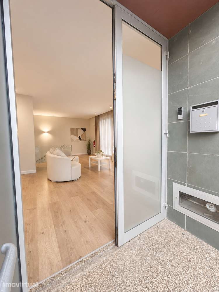 T2 duplex nas Devesas - arrendamento - Grande imagem: 2/21
