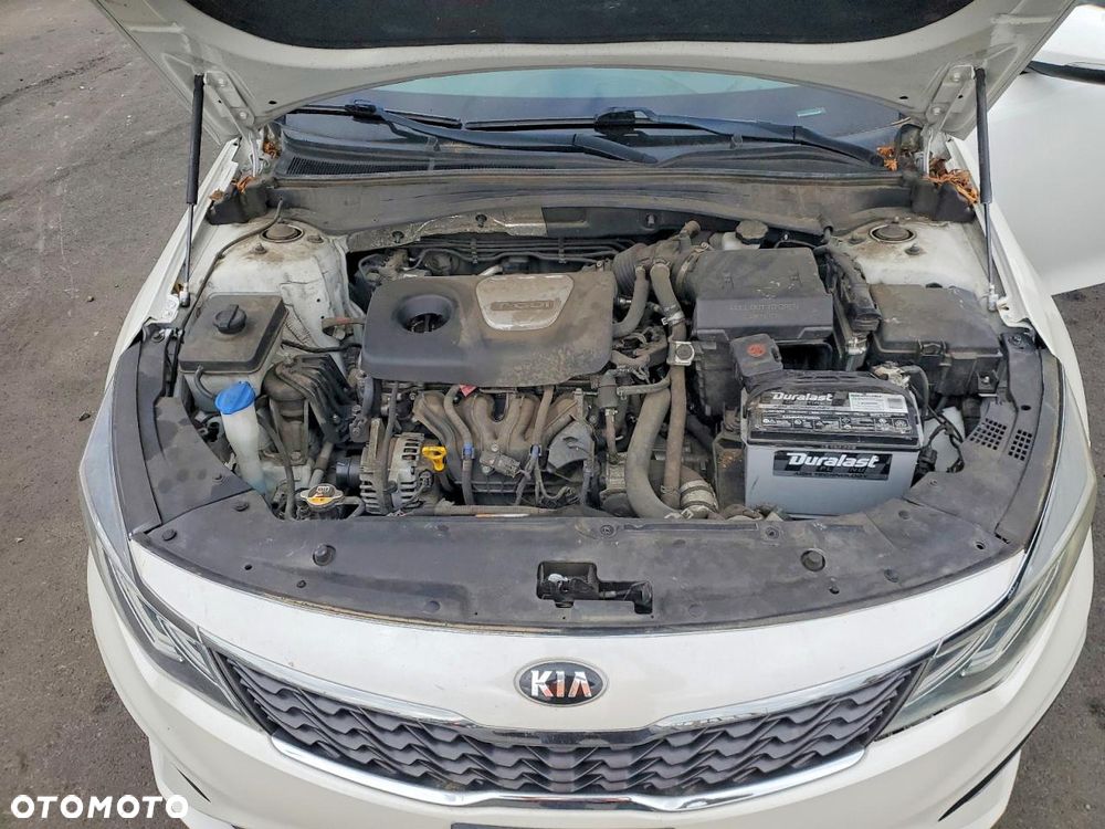 Kia Optima - 12