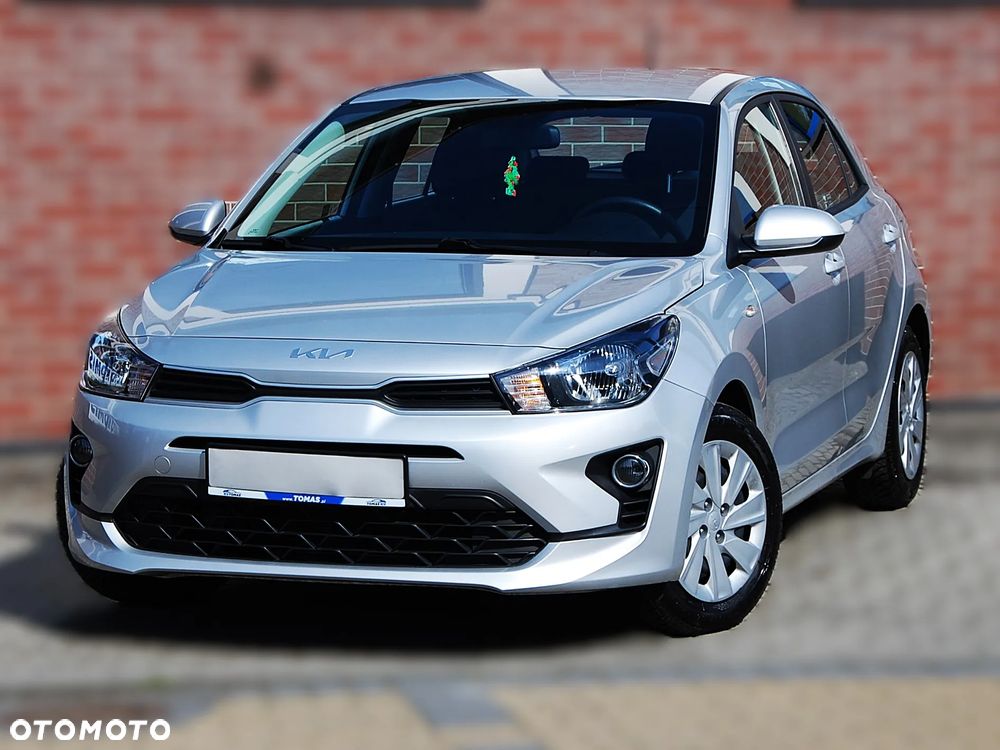 Kia Rio - 17