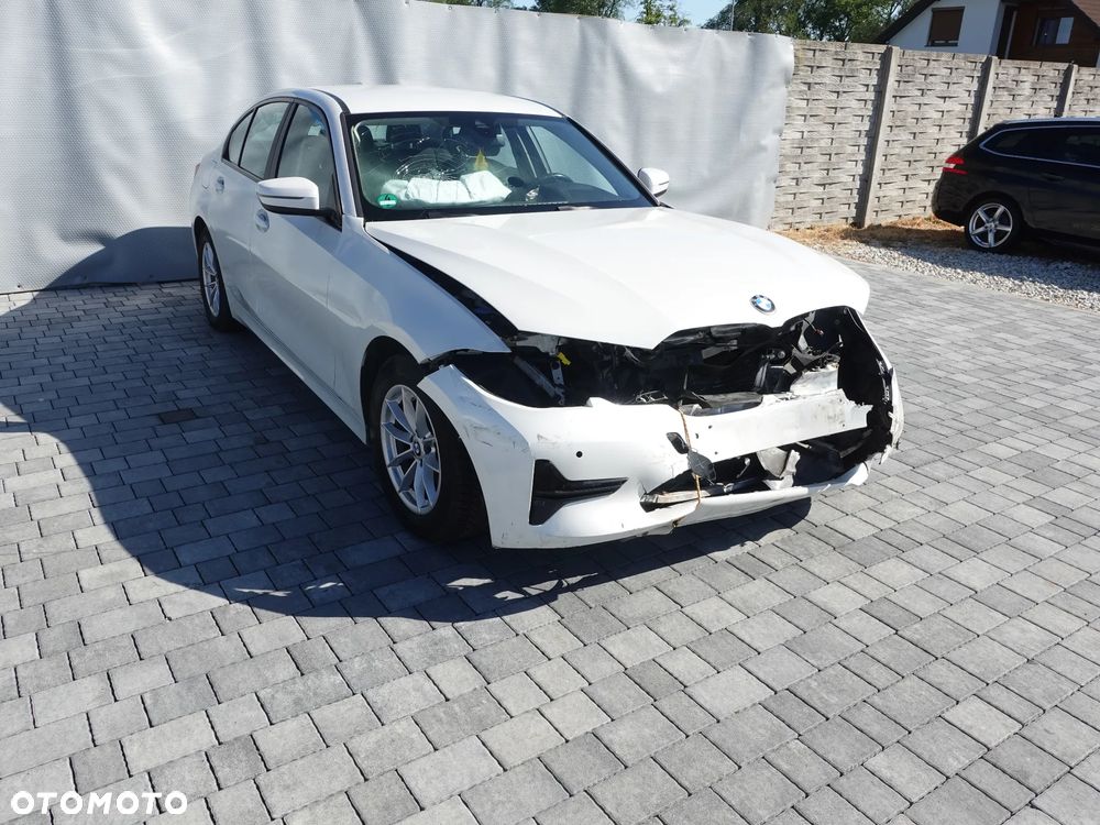 BMW Seria 3 320d Sport - 4
