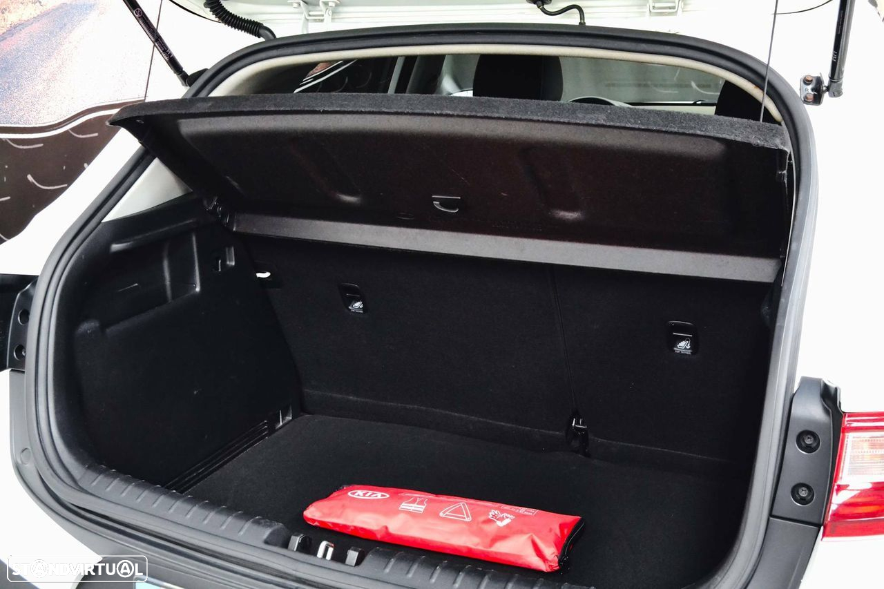 Kia Stonic 1.0 T-GDI Drive - 10