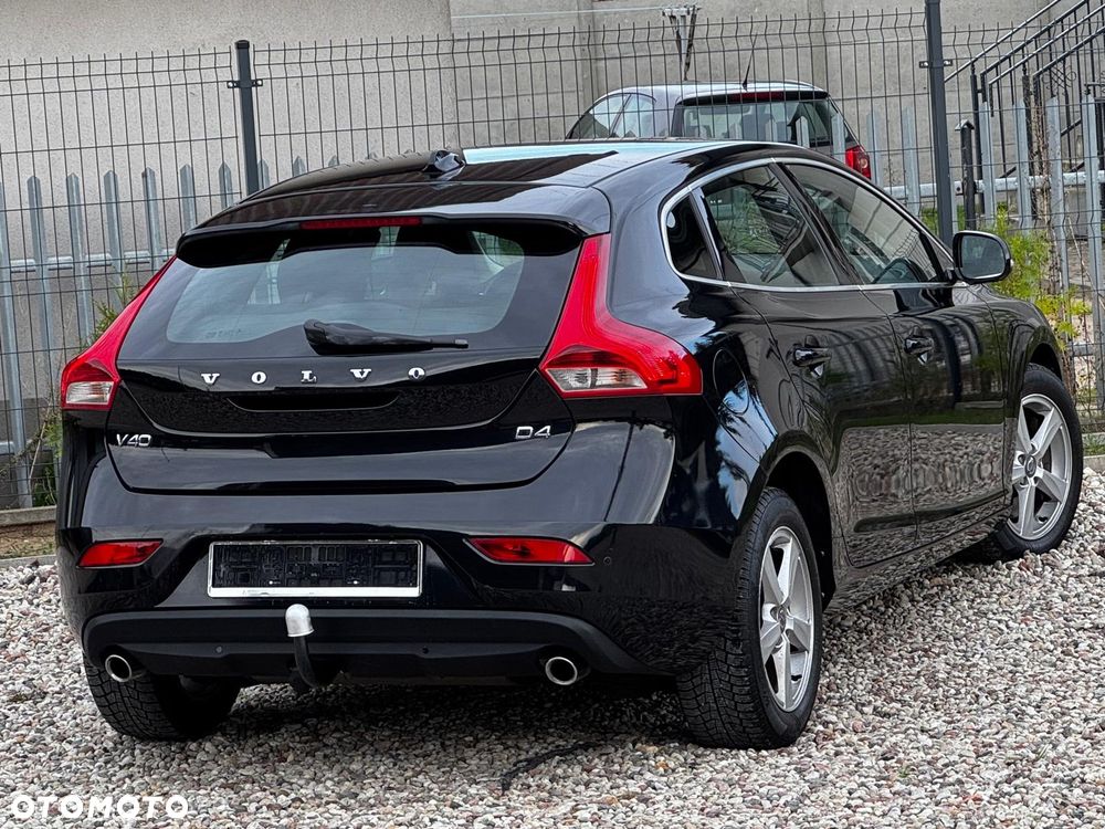 Volvo V40 D4 Inscription - 18