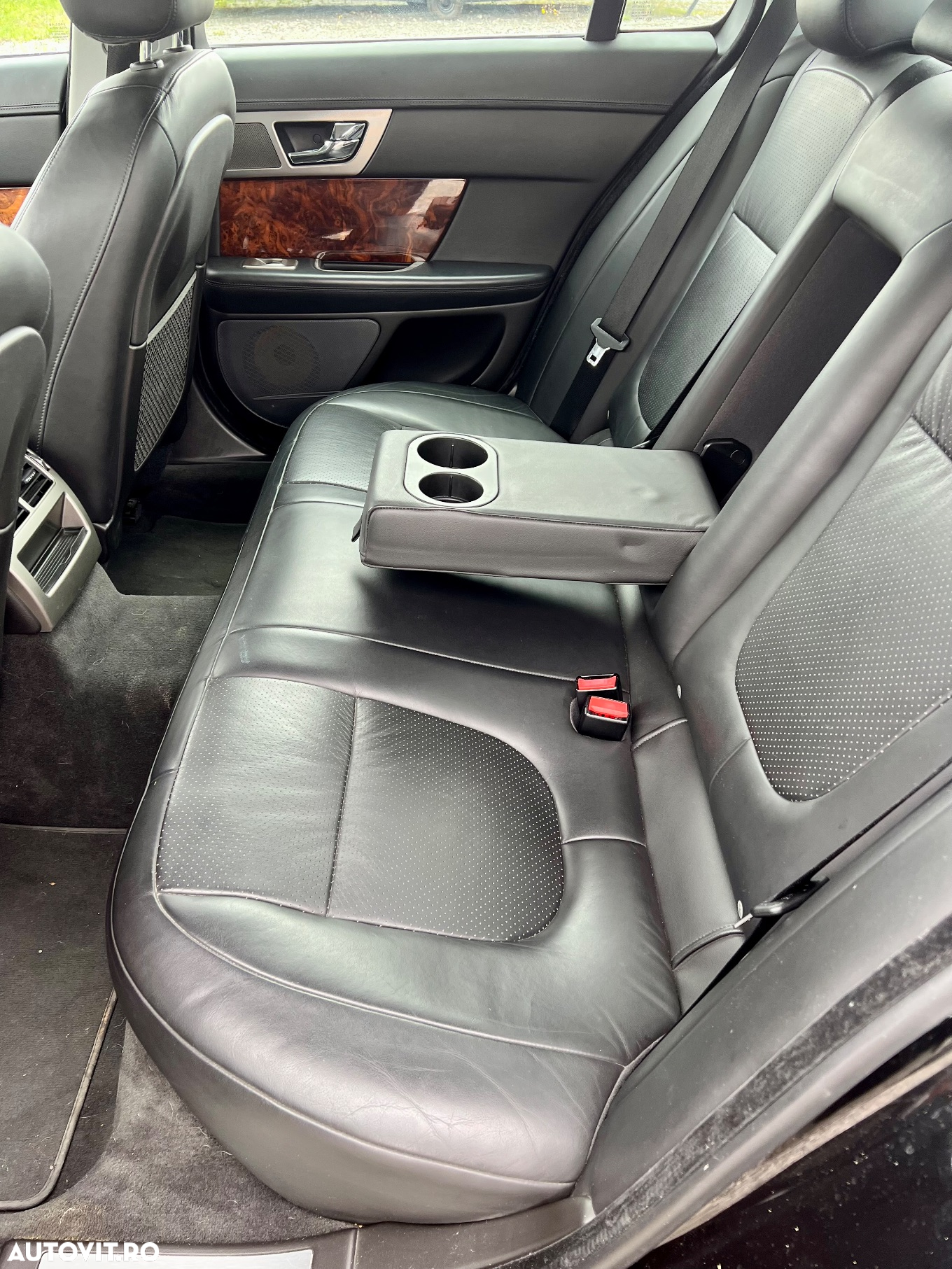Jaguar XF 3.0 V6 Diesel Portfolio - 7