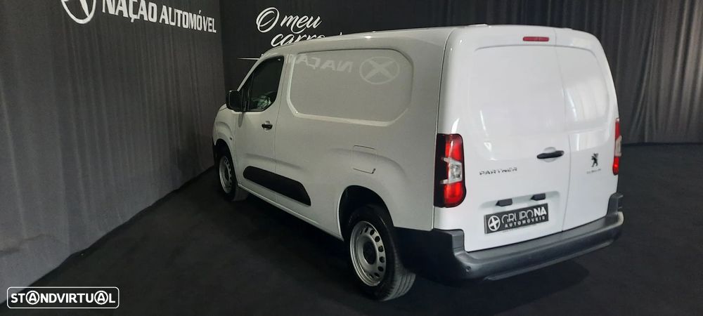 Peugeot Partner Longa 1.5 BlueHDi 100cv 6 vel. 3 lug. 5 portas - 10