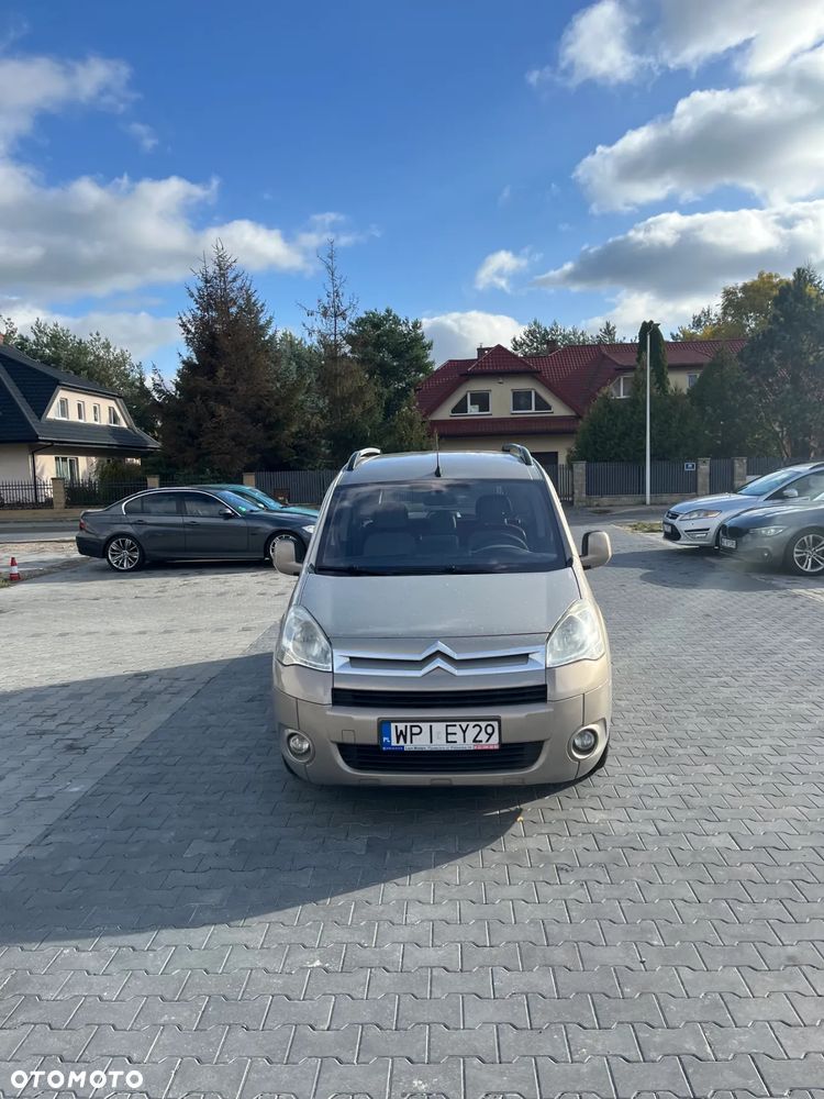 Citroën Berlingo 1.6 HDi Equilibre Navi Exclusive - 8