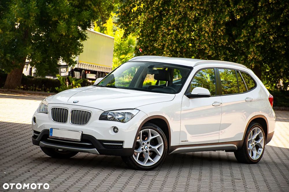BMW X1 xDrive18d xLine - 10
