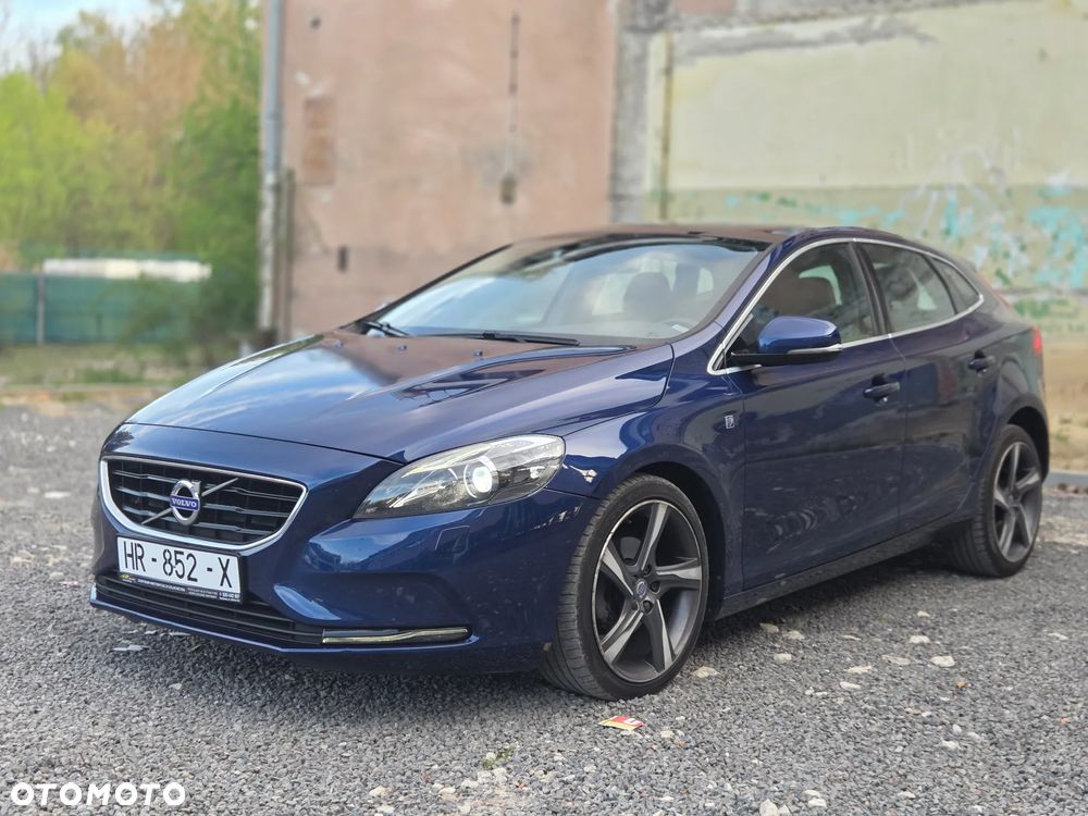 Volvo V40 D2 Ocean Race - 12