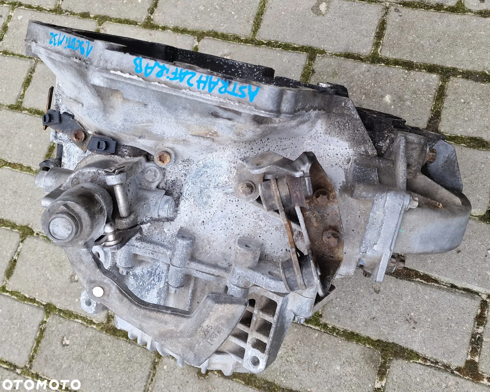 SKRZYNIA BIEGÓW OPEL ASTRA H ZAFIRA B  1.9 CDTI M32 - 9