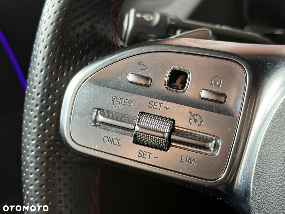 Mercedes-Benz EQA 350 66.5kWh 4-Matic AMG Line - 15