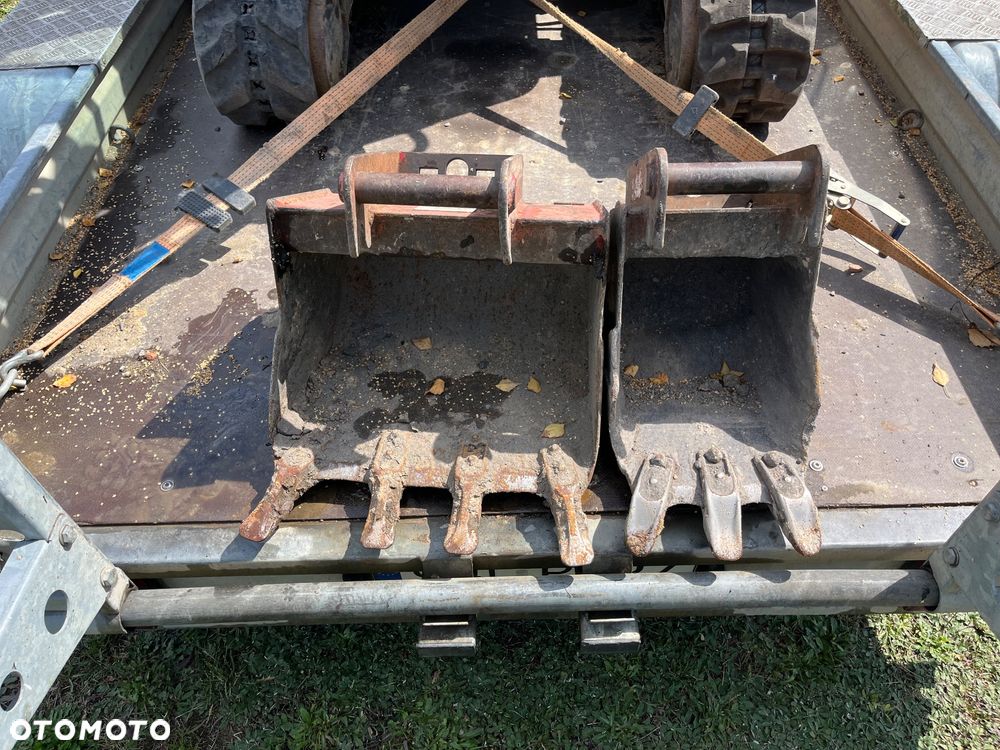 Takeuchi TB016 - 12