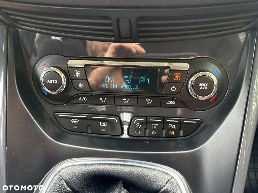 Ford Kuga 1.6 EcoBoost FWD Titanium ASS - 27