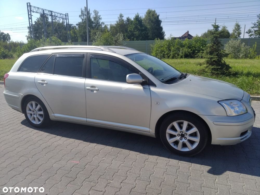 Toyota Avensis - 3