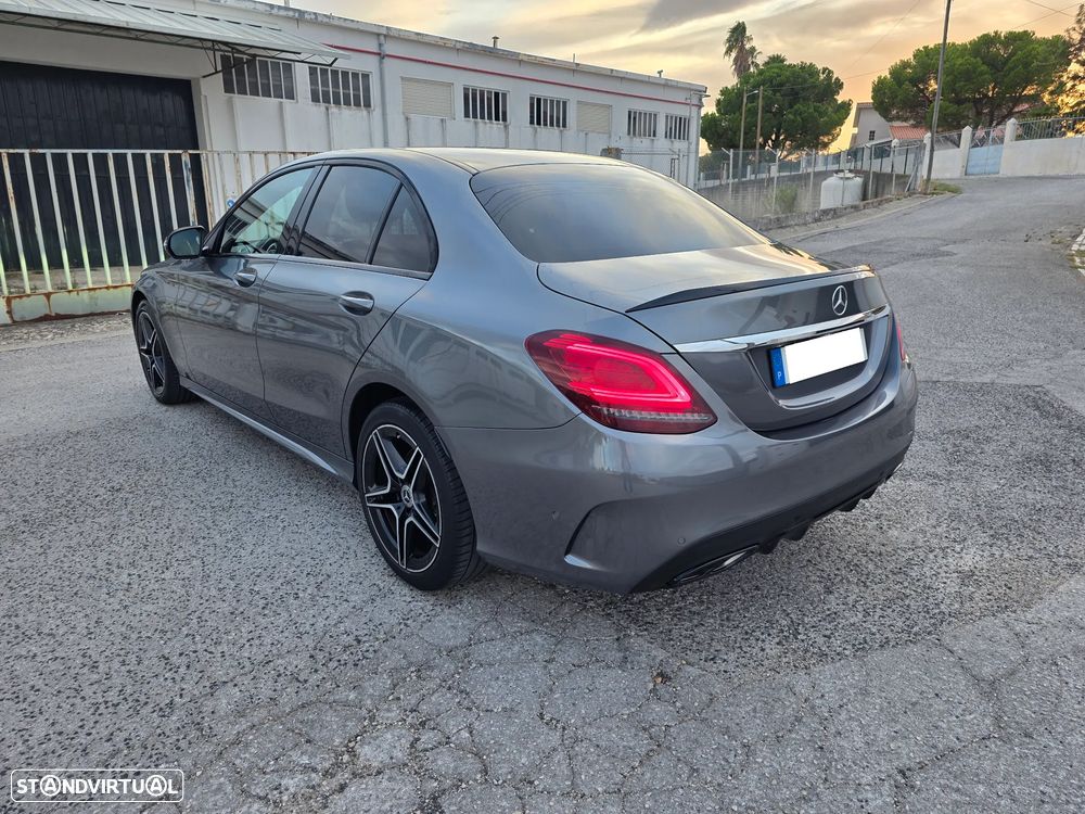 Mercedes-Benz C 300 de AMG Line - 10