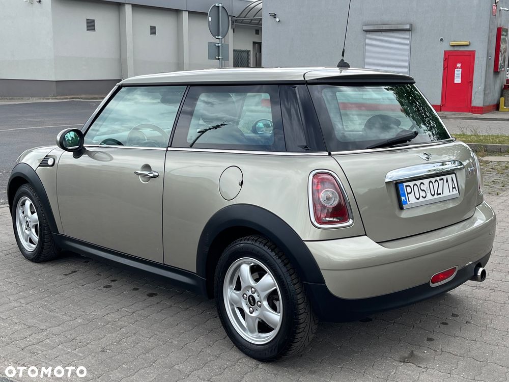 MINI ONE - 6