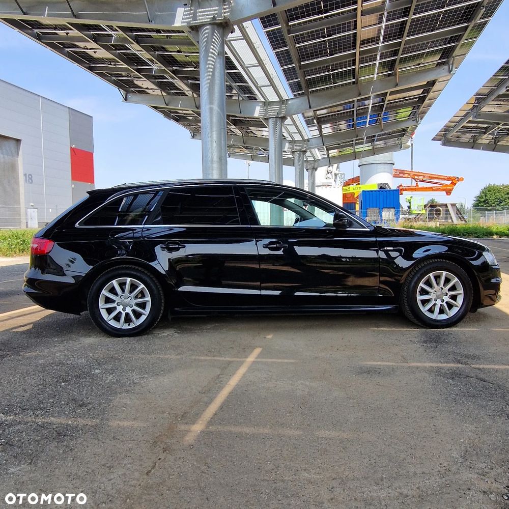Audi A4 Avant 2.0 TDI DPF clean diesel quattro Attraction - 13
