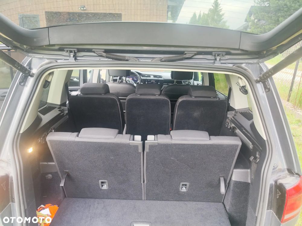 Volkswagen Touran 1.5 TSI EVO Highline DSG - 17