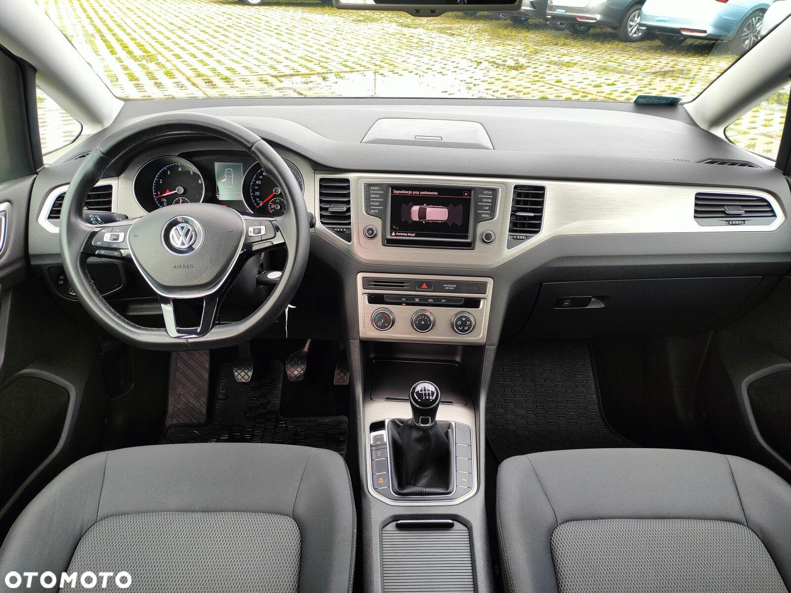 Volkswagen Golf Sportsvan - 10