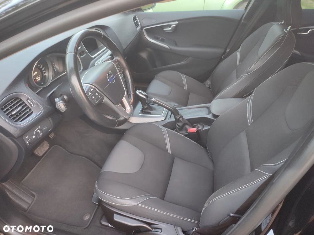 Volvo V40 D4 Drive-E Momentum - 20