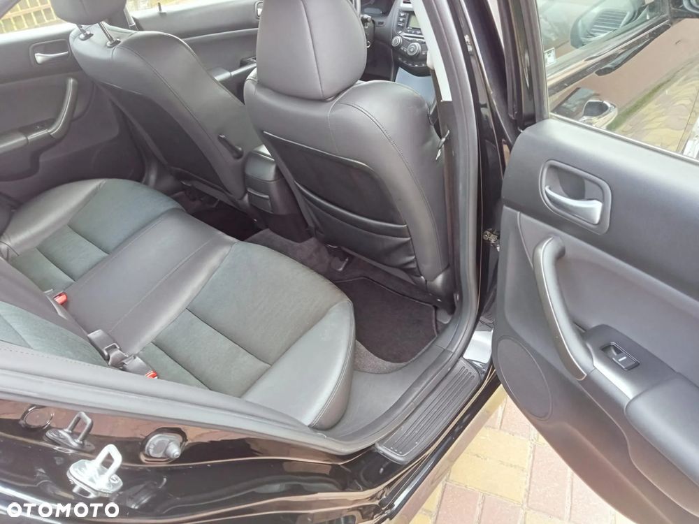 Honda Accord 2.0 i Sport - 12