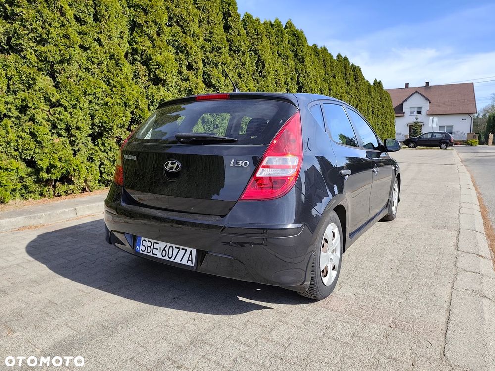 Hyundai i30 1.4 Classic - 8