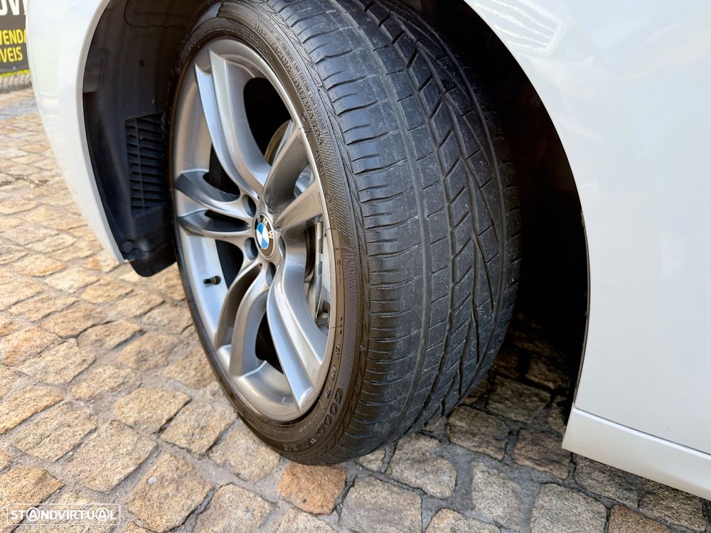 BMW 520 Gran Turismo d Pack M - 16