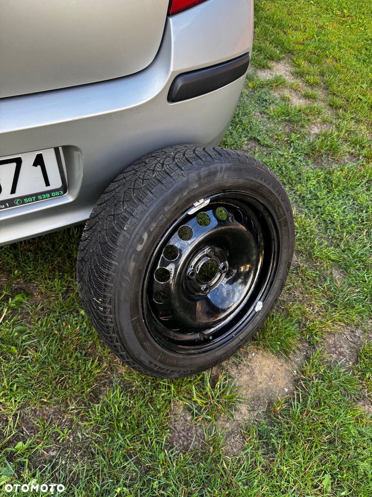 Renault Clio 1.2 16V Dynamique - 24